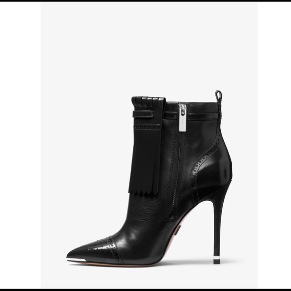 Michael KORS collection black AIDAN Leather boots. - Picture 3 of 8
